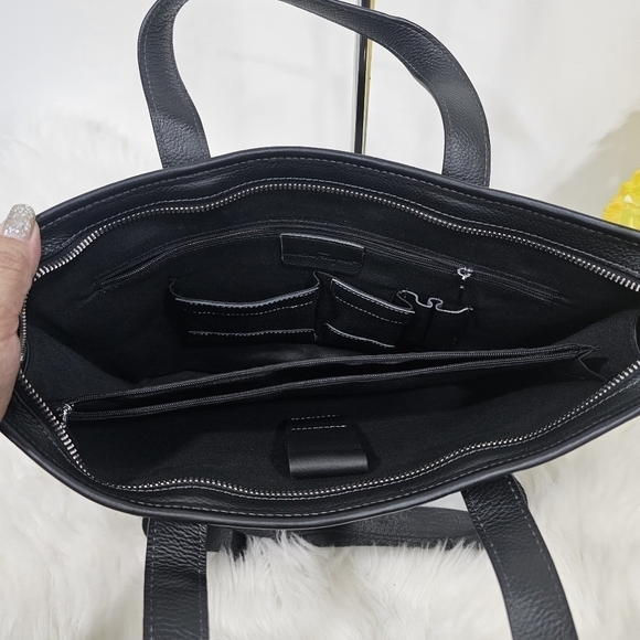 Black laptop bag used - Picture 3 of 7